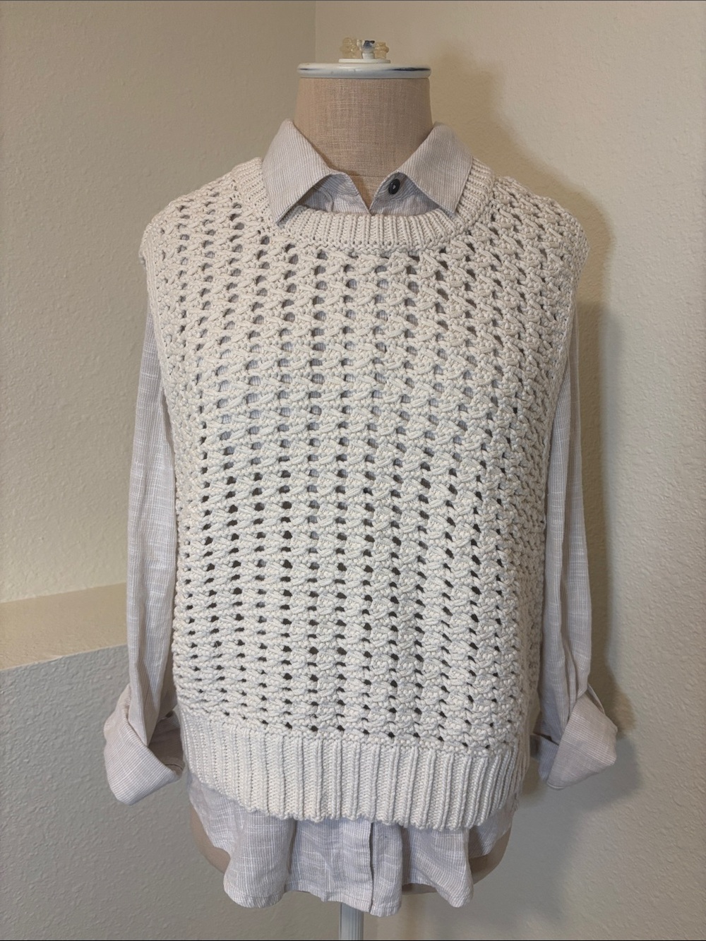 House of Harlow 1960 Open Knit Sleeveless Sweater 100% Cotton Cream Medium